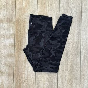 lululemon Align leggings Black Camo Size 8
